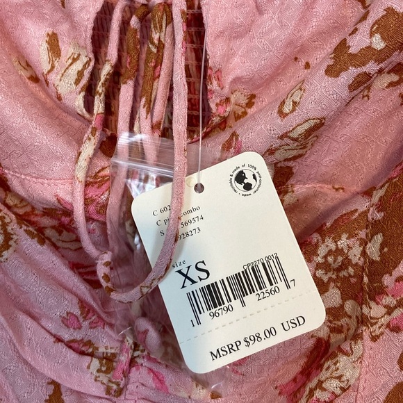 NWT FREE PEOPLE Hilary Printed Top in “Pink Combo” Bohemian Floral Feminine - Picture 8 of 11